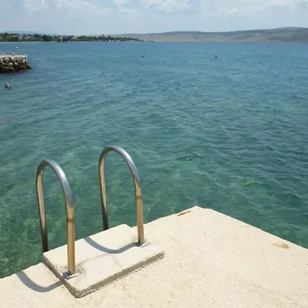 Appartement Lana, 40 Metara Do Mora, *