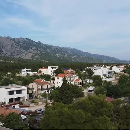 Lana, 40 Metara Do Mora, Appartement