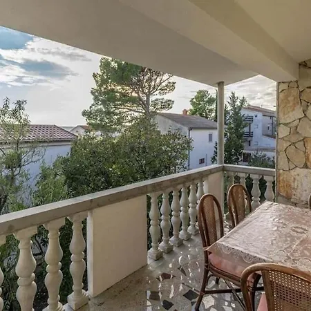 Lana, 40 Metara Do Mora, Apartment *