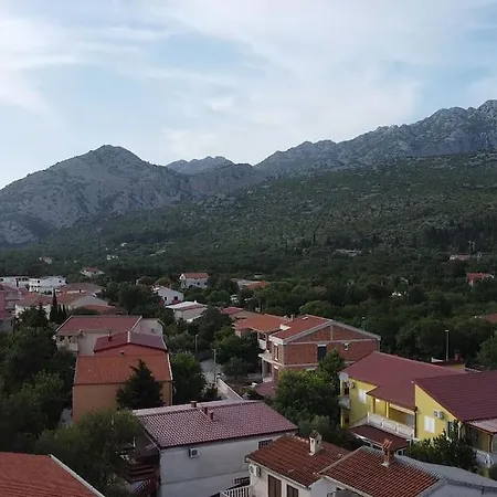 Lana, 40 Metara Do Mora, Appartement Seline