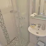 Lana, 40 Metara Do Mora, Apartman Seline