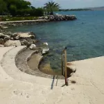Lana, 40 Metara Do Mora, Apartman *