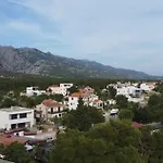 Lana, 40 Metara Do Mora, Apartman