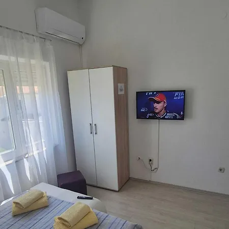 Apartment Lana, 40 Metara Do Mora, Seline