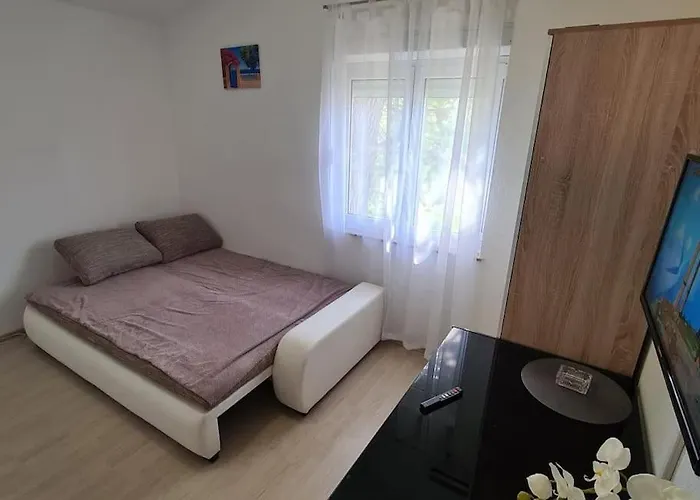 Lana, 40 Metara Do Mora, شقة